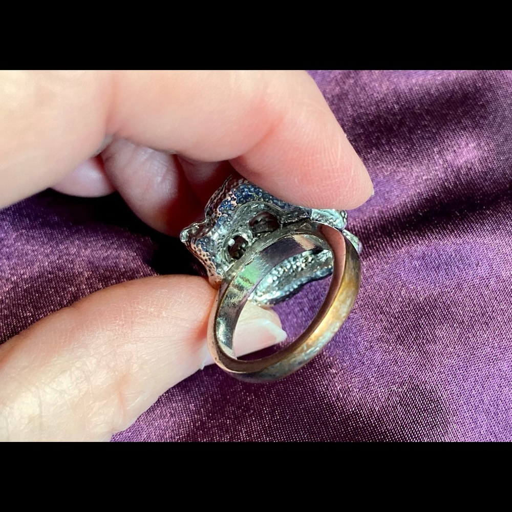 🌟Large Rhinestone Flower Ring🌟 - Picture 4 of 6
